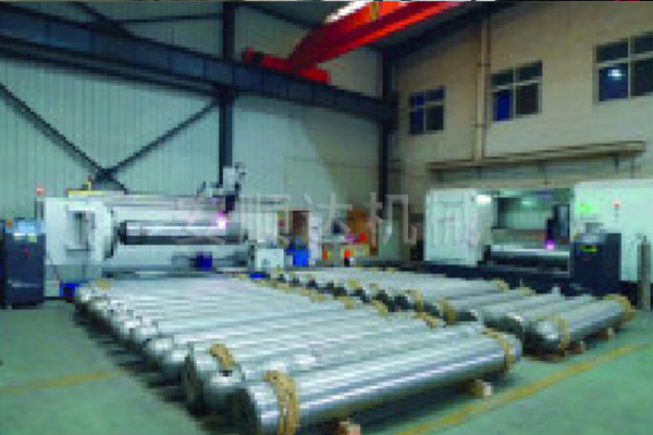 中強(qiáng)浮山煤業(yè)激光熔覆直徑280*1956活柱1